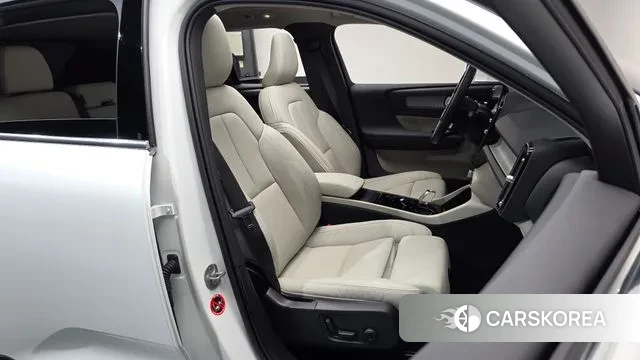 Volvo XC40 id 3405302 из Кореи 19