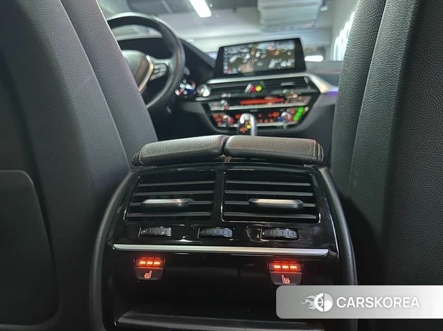 BMW 5 Series (G30) id 4233086 из Кореи 19