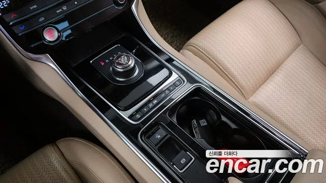 Jaguar XF (X260) id 2700230 из Кореи 19