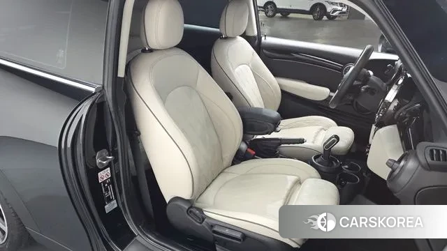 Mini Cooper S id 3487774 из Кореи 19