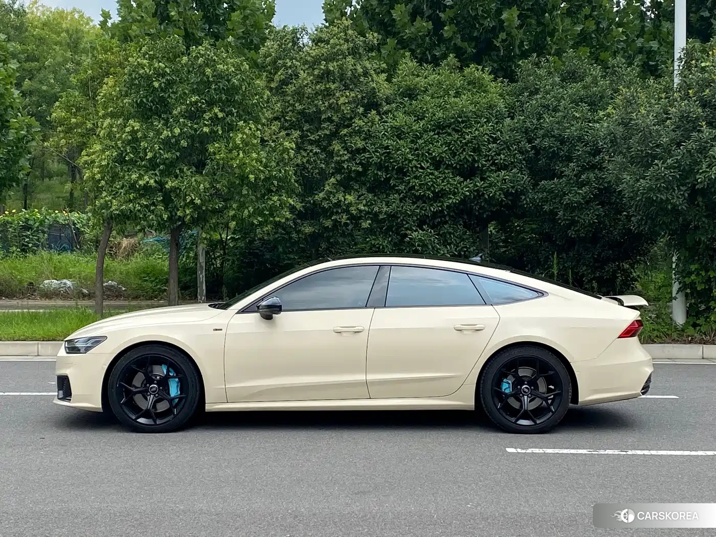 Audi A7 id 4679907 из Китая 17