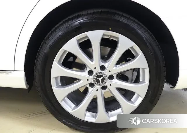 Mercedes-Benz E-Class W213 id 3386098 из Кореи 19