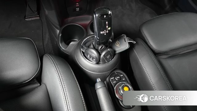 Mini Cooper id 4501709 из Кореи 31