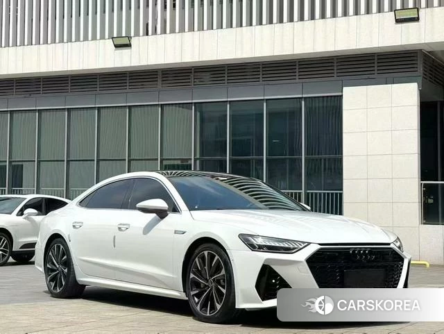 Audi A7L id 4261755 из Китая 9