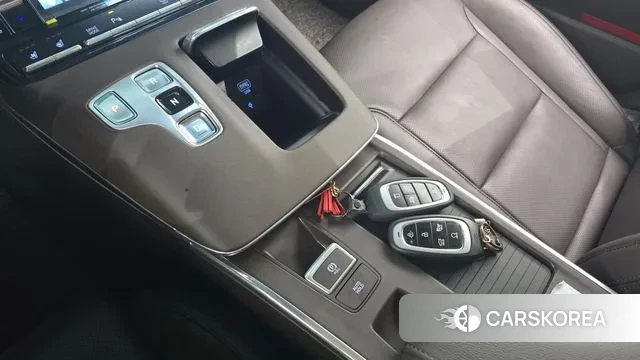 Hyundai The New Grandeur IG id 2939586 из Кореи 19