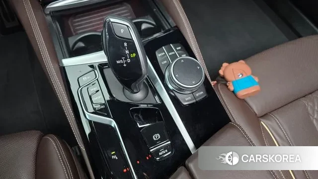 BMW 5 Series (G30) id 3581744 из Кореи 19