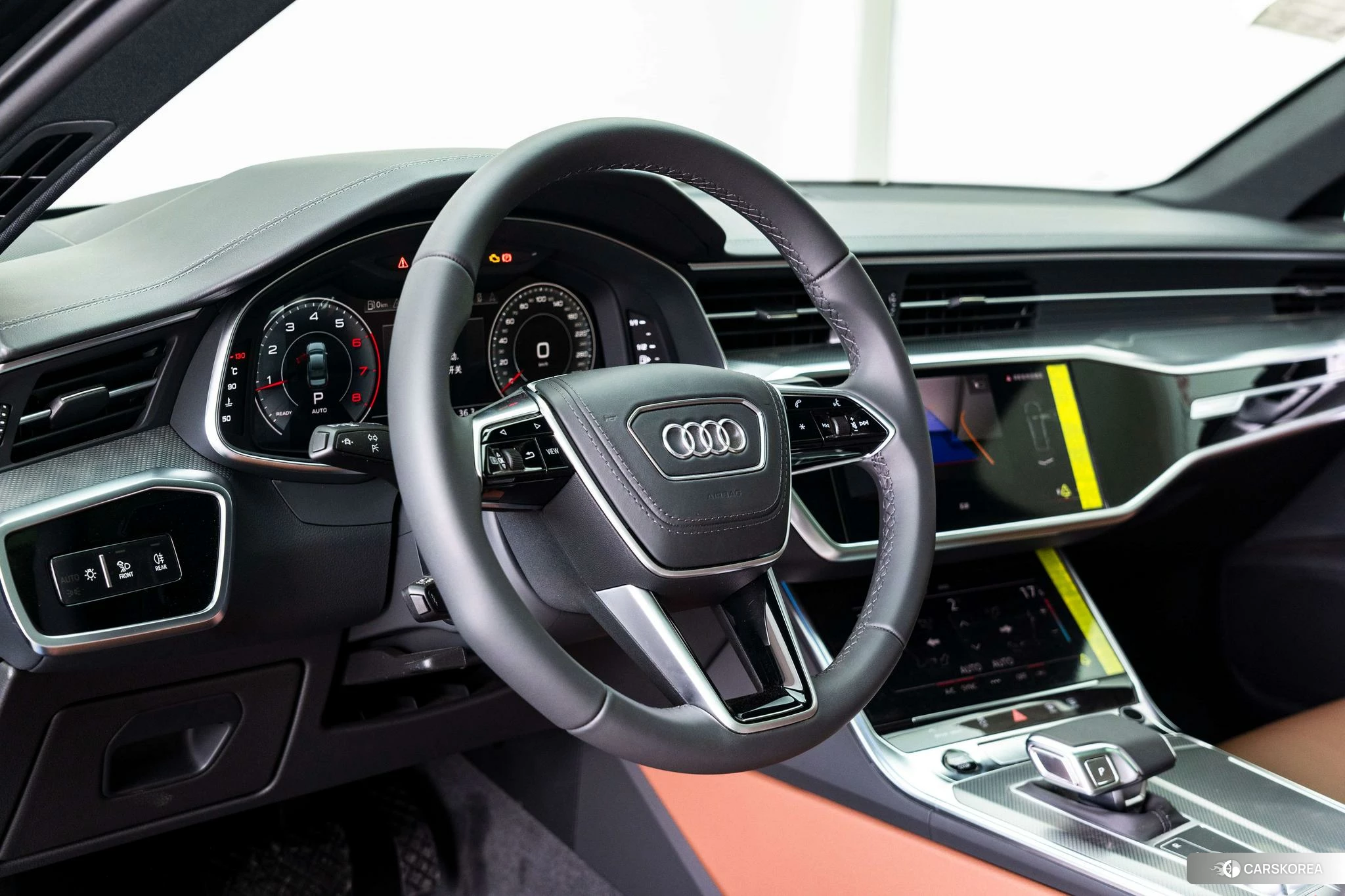 Audi A6L id 4452846 из Китая 20