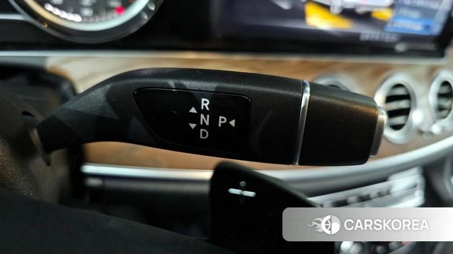 Mercedes-Benz E-Class W213 id 3966075 из Кореи 19