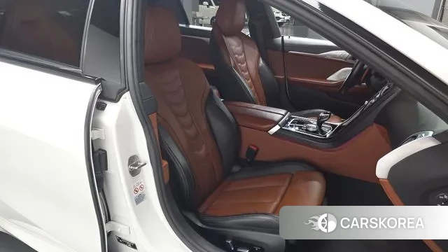 BMW 8 Series (G15) id 3348537 из Кореи 19