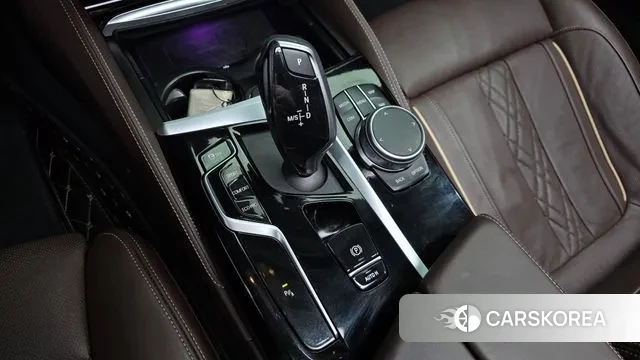 BMW 5 Series (G30) id 3629996 из Кореи 19