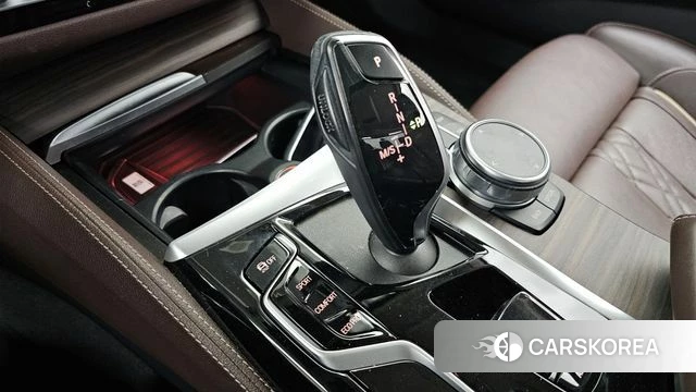 BMW 5 Series (G30) id 4187037 из Кореи 19