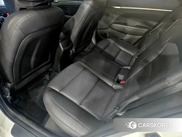 Hyundai The New Avante AD id 3018396 из Кореи 16