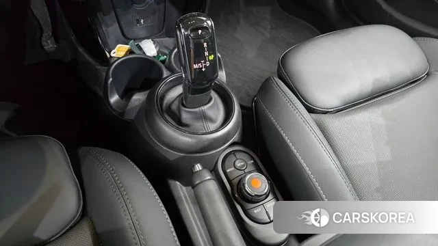 Mini Cooper id 3037695 из Кореи 19