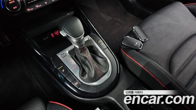 Kia Come New K3 id 2761784 из Кореи 19