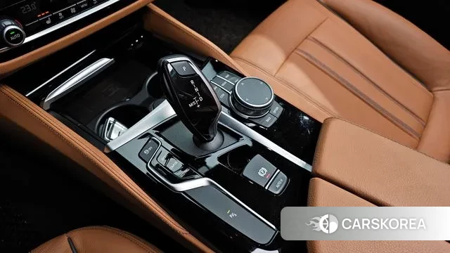 BMW 5 Series (G30) id 3187817 из Кореи 19