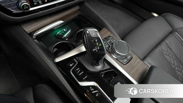 BMW 5 Series (G30) id 4302631 из Кореи 19