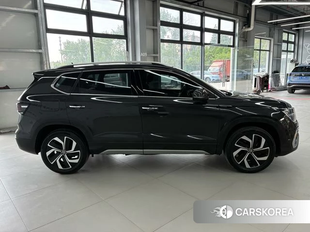 Volkswagen Tuyue id 4263193 из Китая 14