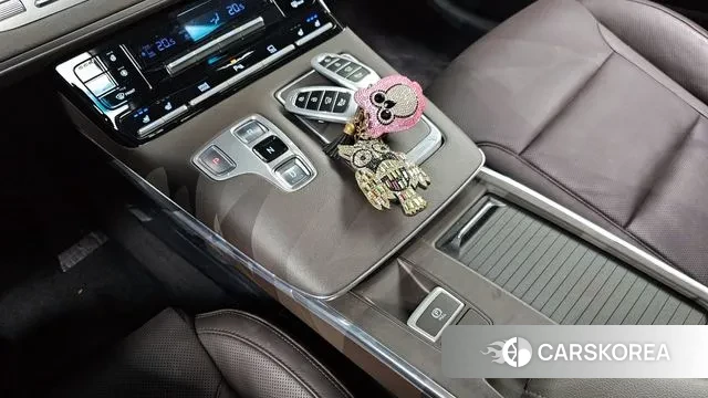 Hyundai The New Grandeur IG id 3044526 из Кореи 19