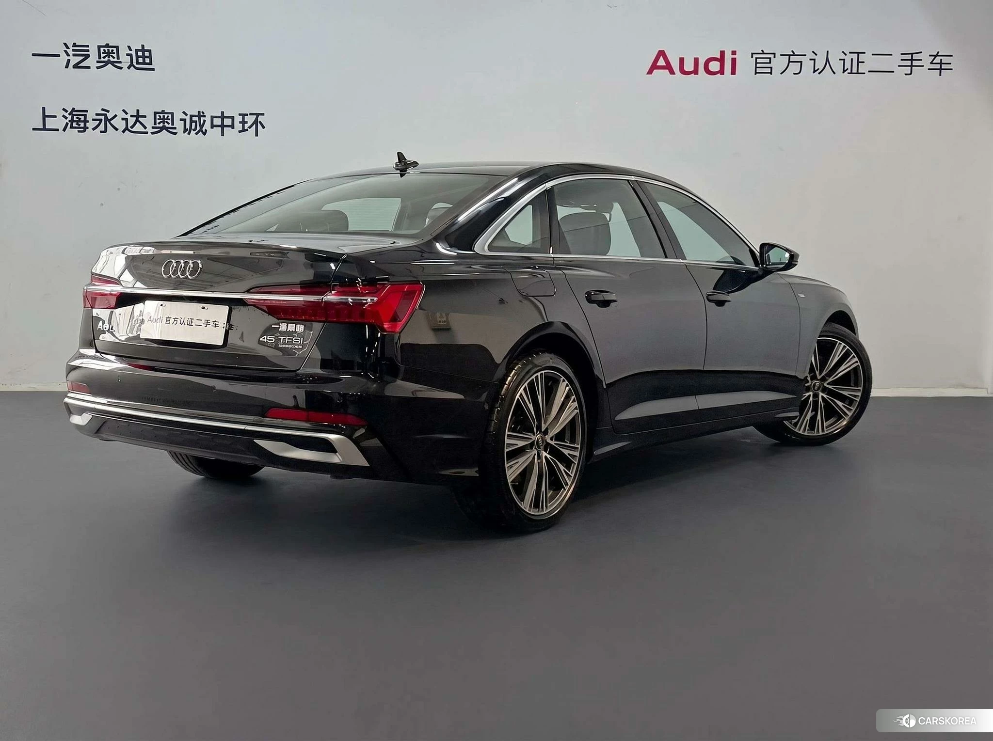 Audi A6L id 4486271 из Китая 14