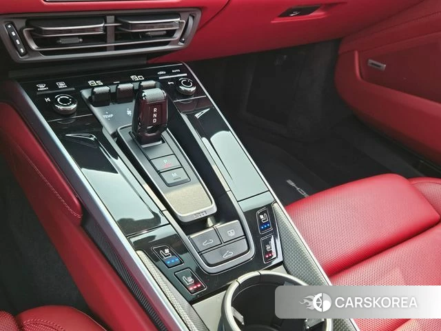 Porsche 911(992) id 3853125 из Кореи 19