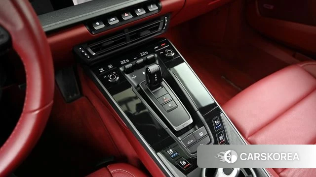 Porsche 911(992) id 4400585 из Кореи 19
