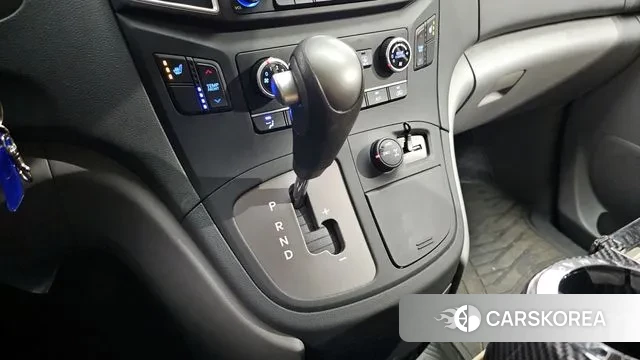 Hyundai The New Grand Starex id 3090386 из Кореи 19