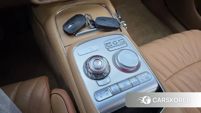 Genesis G90 (RS4) id 3586540 из Кореи 19