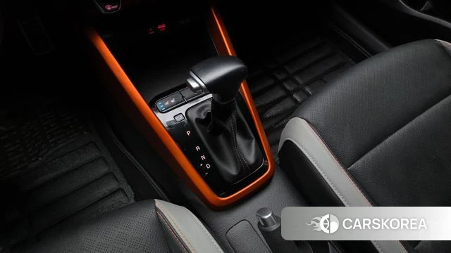 Kia Stonic id 3905492 из Кореи 19