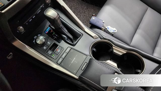 Lexus NX300h id 3886443 из Кореи 19