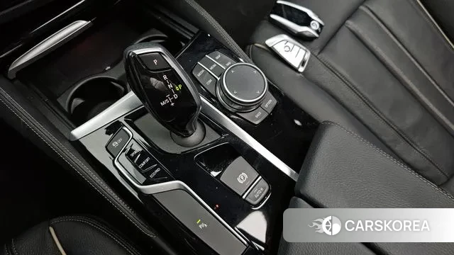 BMW 5 Series (G30) id 3742287 из Кореи 19