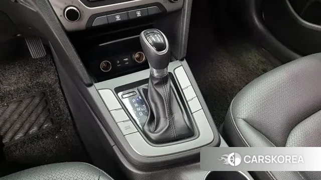 Hyundai Avante AD id 2991424 из Кореи 18