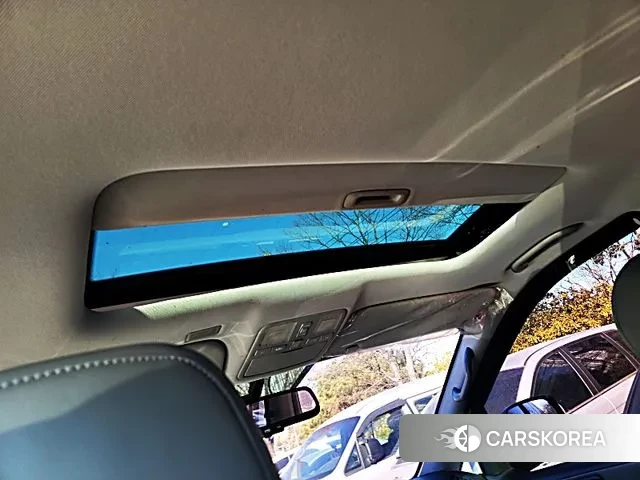 Hyundai The New Grand Starex id 3568328 из Кореи 15