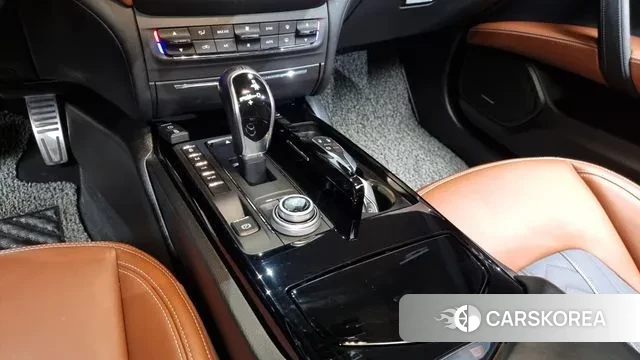 Maserati Ghibli id 3449643 из Кореи 19