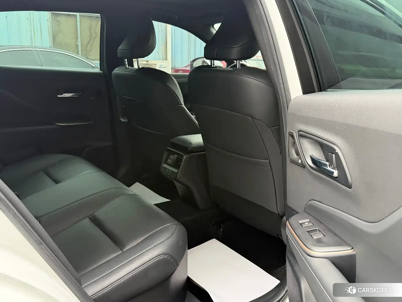 Toyota Crown SportCross id 4599827 из Китая 17