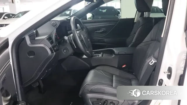 Lexus ES300h 7th generation id 3205647 из Кореи 16