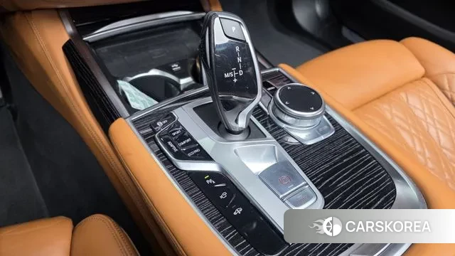 BMW 7 Series (G11) id 3615465 из Кореи 19