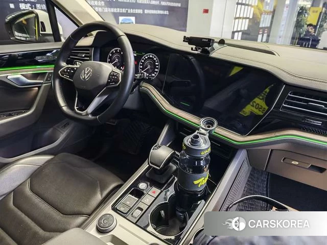 Volkswagen Touareg id 4254033 из Китая 8