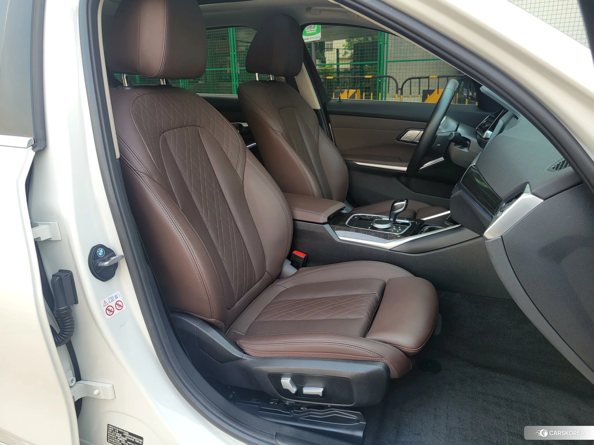 BMW 3 series id 4440755 из Китая 24