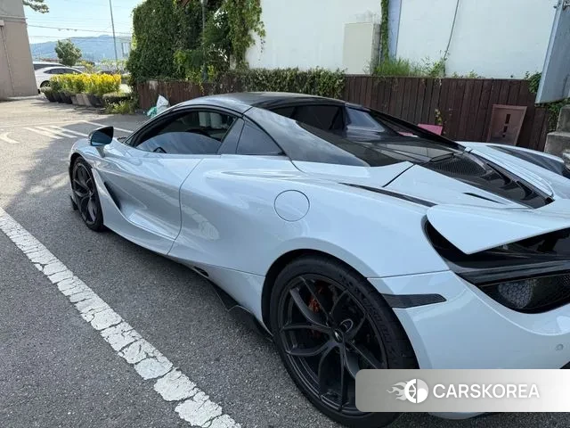 McLaren 720S id 3106202 из Кореи 12