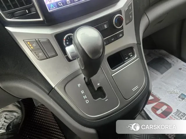 Hyundai The New Grand Starex id 3583281 из Кореи 19