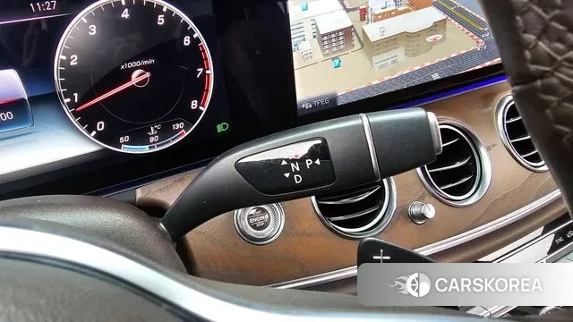 Mercedes-Benz E-Class W213 id 3713914 из Кореи 19