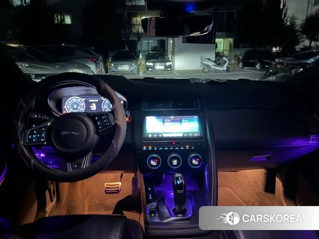 Jaguar E-PACE id 3672005 из Кореи 17