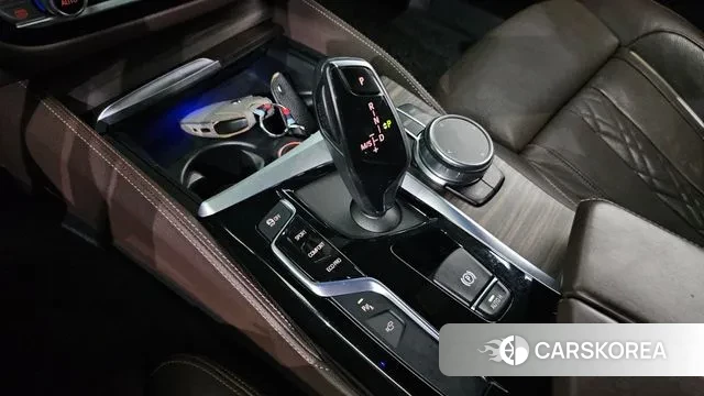 BMW 5 Series (G30) id 3428976 из Кореи 19