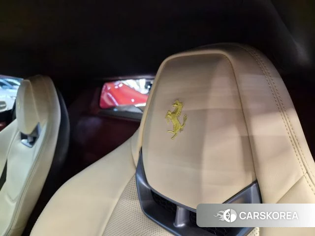 Ferrari 296 GTB id 3914398 из Кореи 19