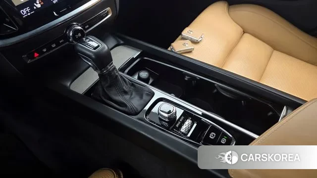 Volvo V60 Cross-Country 2nd Generation id 3444678 из Кореи 19