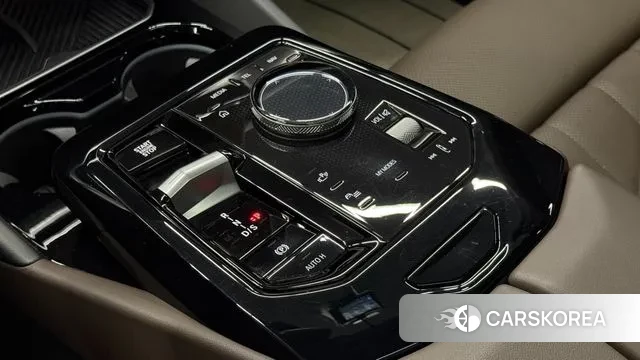 BMW 5 Series (G60) id 3272601 из Кореи 19