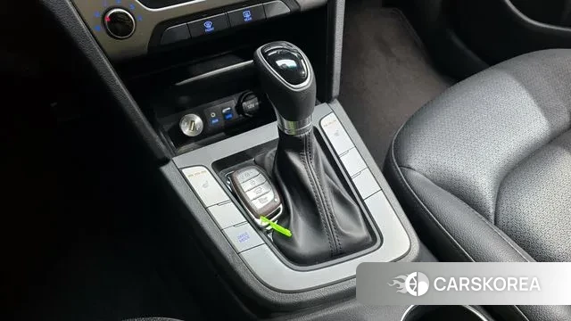 Hyundai Avante AD id 3319640 из Кореи 19