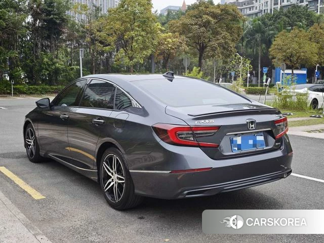 Honda Accord id 4297715 из Китая 11