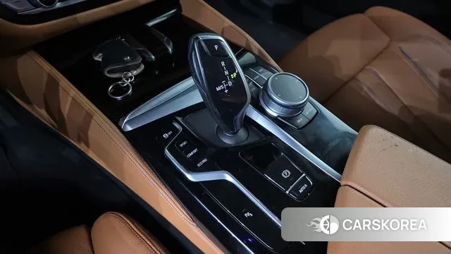 BMW 5 Series (G30) id 3518748 из Кореи 19