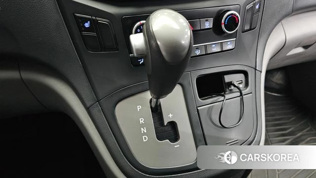 Hyundai The New Grand Starex id 4552112 из Кореи 19